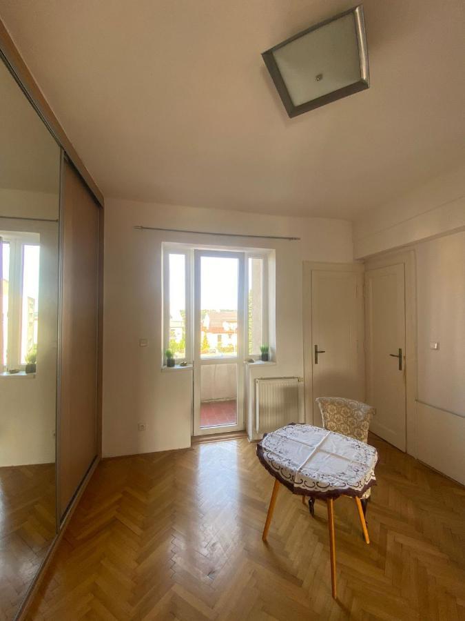 Vila Malvazinky Prag Exteriör bild